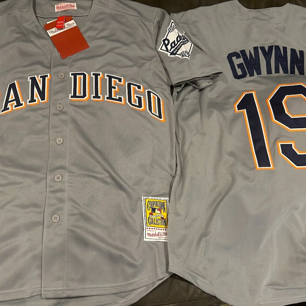 Mitchell & Ness SAN DIEGO PADRES TONY GWYNN Men's JERSEY Sz M,L,XL,2X New w tags